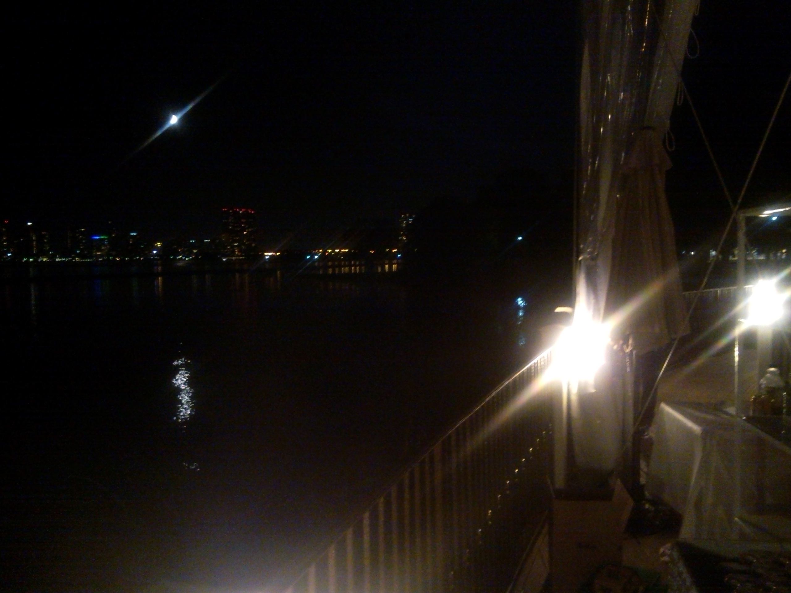 Late night - parting shot of the moon